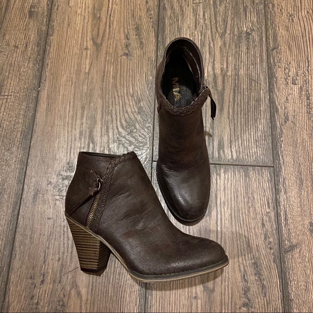 NWOB Free People MIA booties